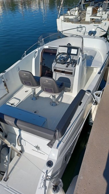 JEANNEAU CAP CAMARAT 6.5 CC SERIE 3 - 6