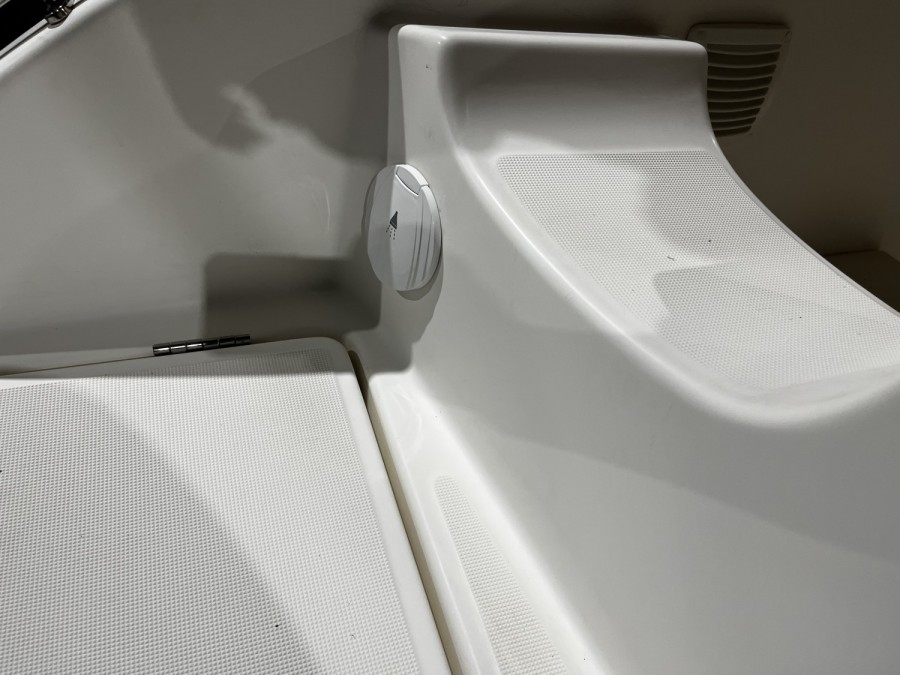 JEANNEAU CAP CAMARAT 6.5 CC - 14