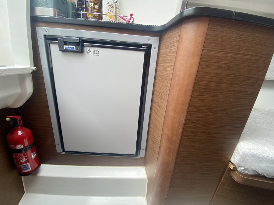 JEANNEAU CAP CAMARAT 7.5 WA - 25