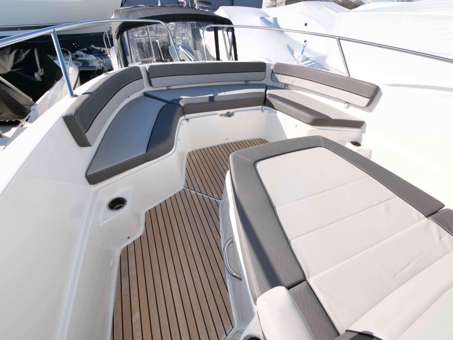 JEANNEAU CAP CAMARAT 9.0 CC - 2