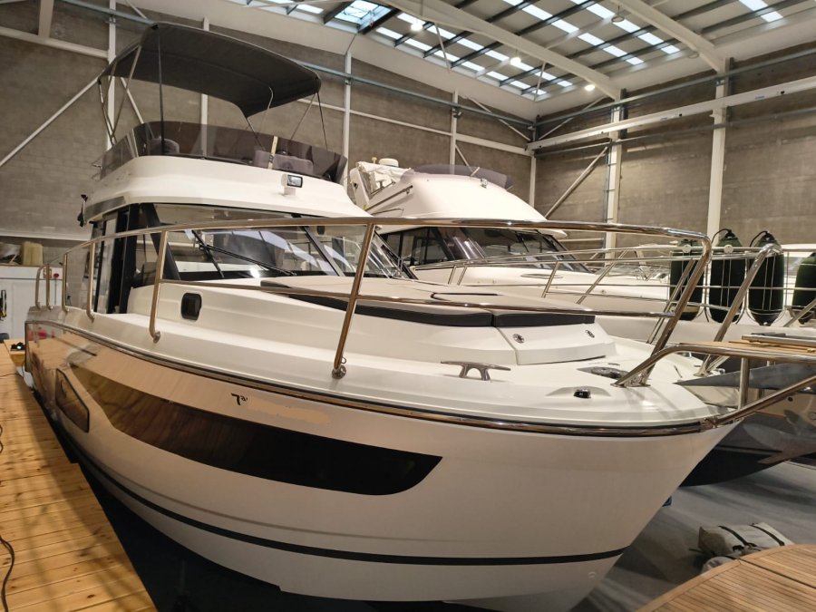 Jeanneau Merry Fisher 1095 Fly