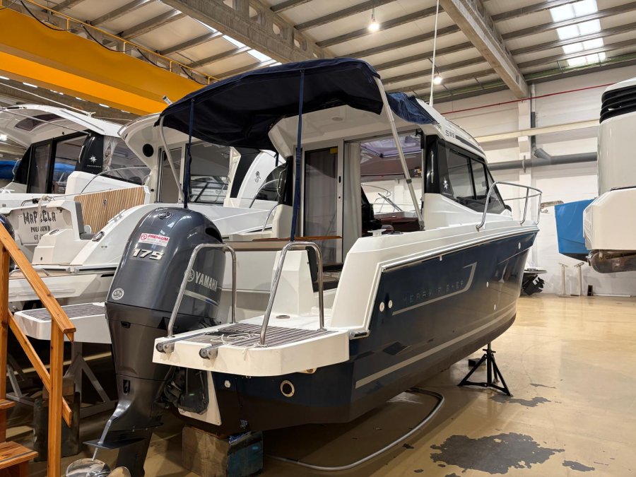 Jeanneau Merry Fisher 695