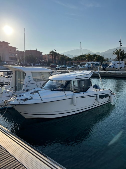 Jeanneau Merry Fisher 795