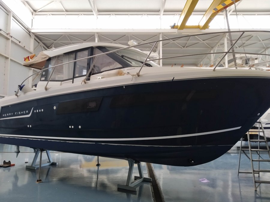 Jeanneau Merry Fisher 855