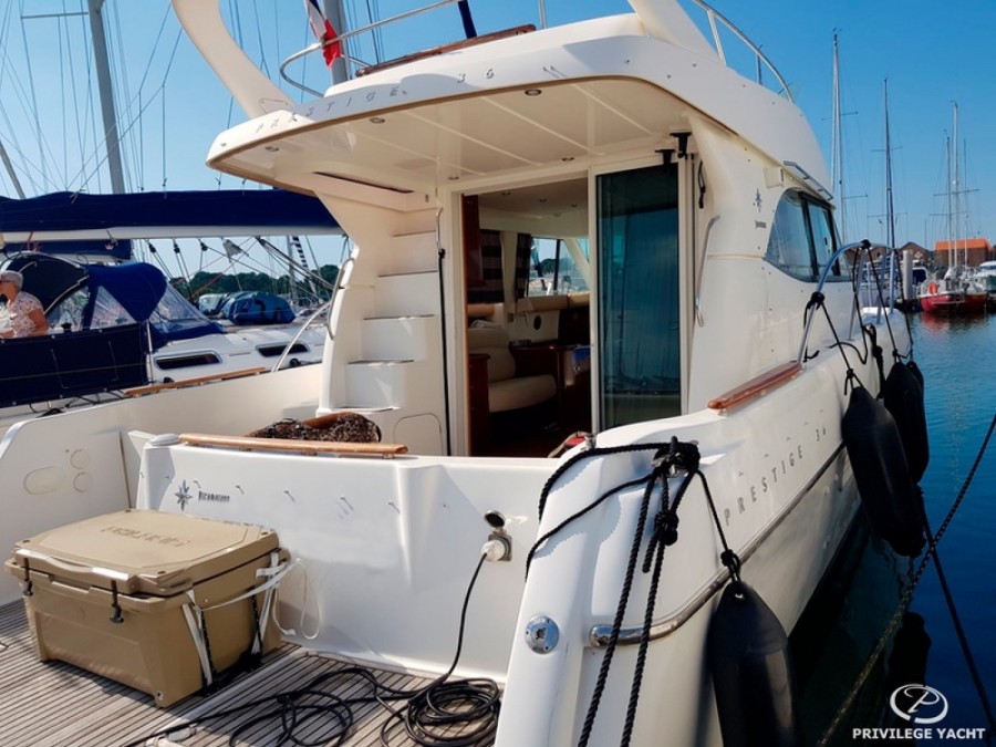 Jeanneau Prestige 36 Fly