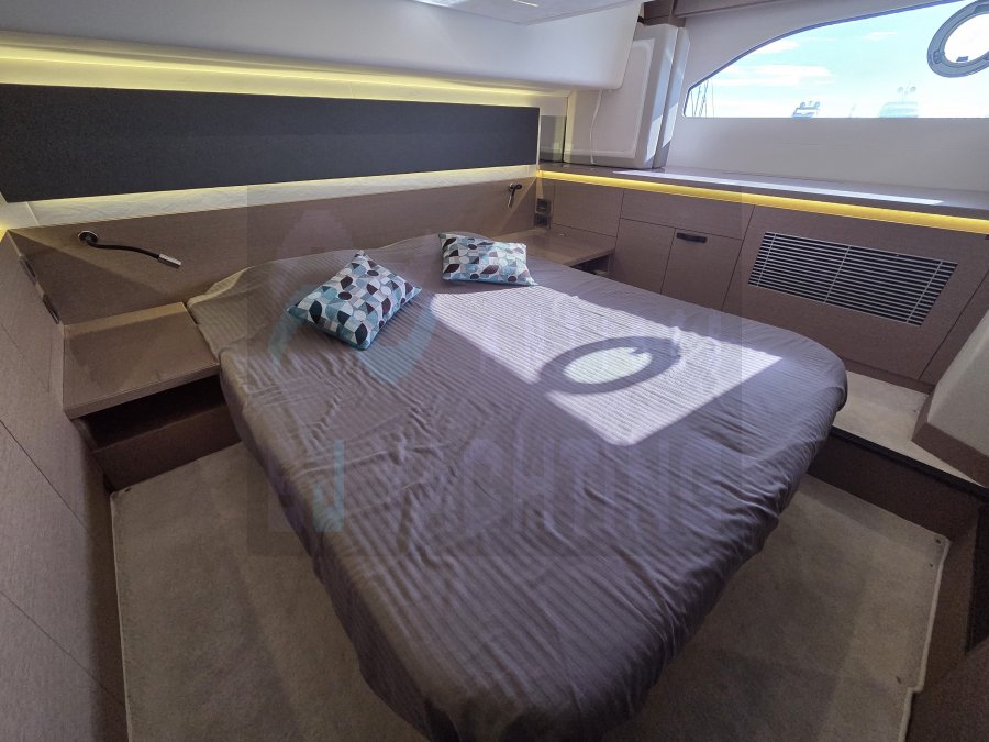 JEANNEAU PRESTIGE 420 FLY - 21