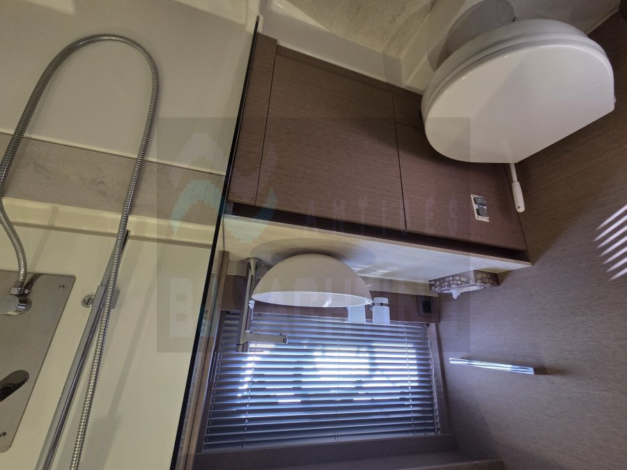 JEANNEAU PRESTIGE 420 FLY - 24