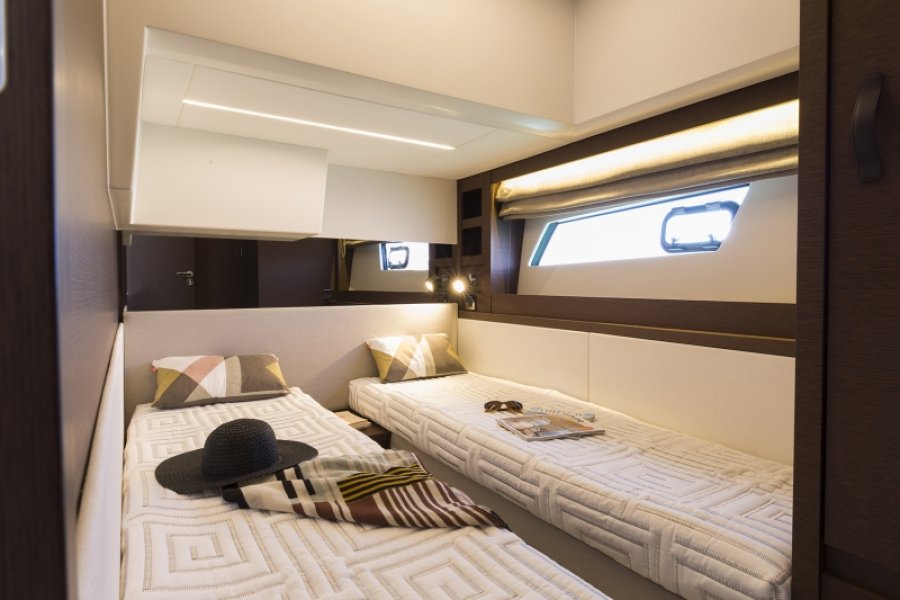 JEANNEAU PRESTIGE 520 - 9