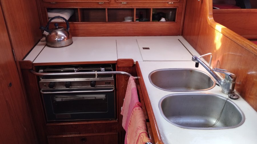 JEANNEAU SUN FIZZ 40 - 8