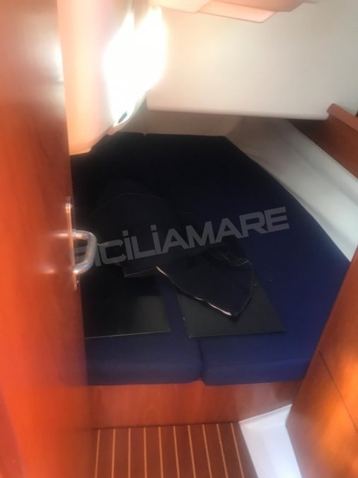 JEANNEAU SUN ODYSSEY 35 - 13
