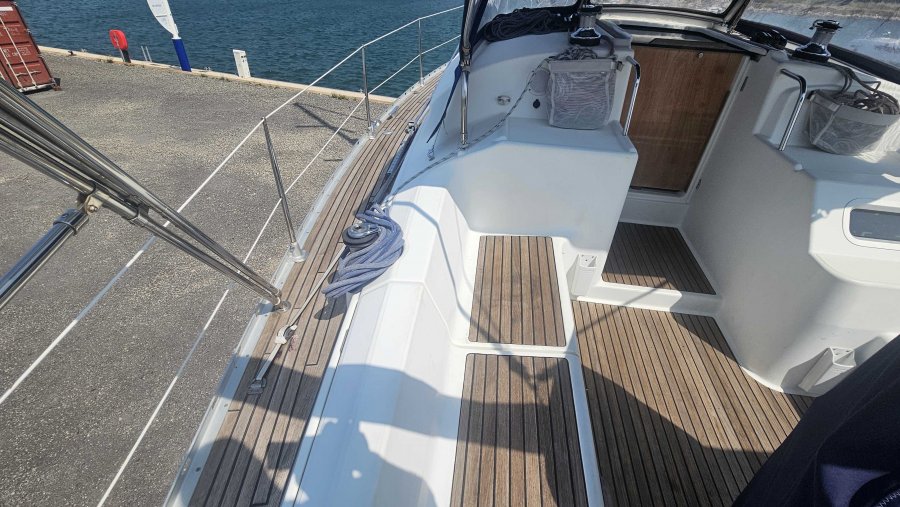 JEANNEAU SUN ODYSSEY 40 DS - 7
