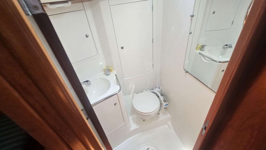 JEANNEAU SUN ODYSSEY 40 DS - 16