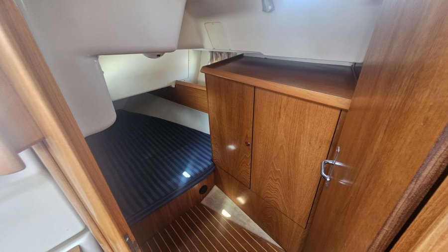 JEANNEAU SUN ODYSSEY 40 DS - 18