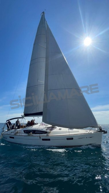 JEANNEAU SUN ODYSSEY 42 DS - 2