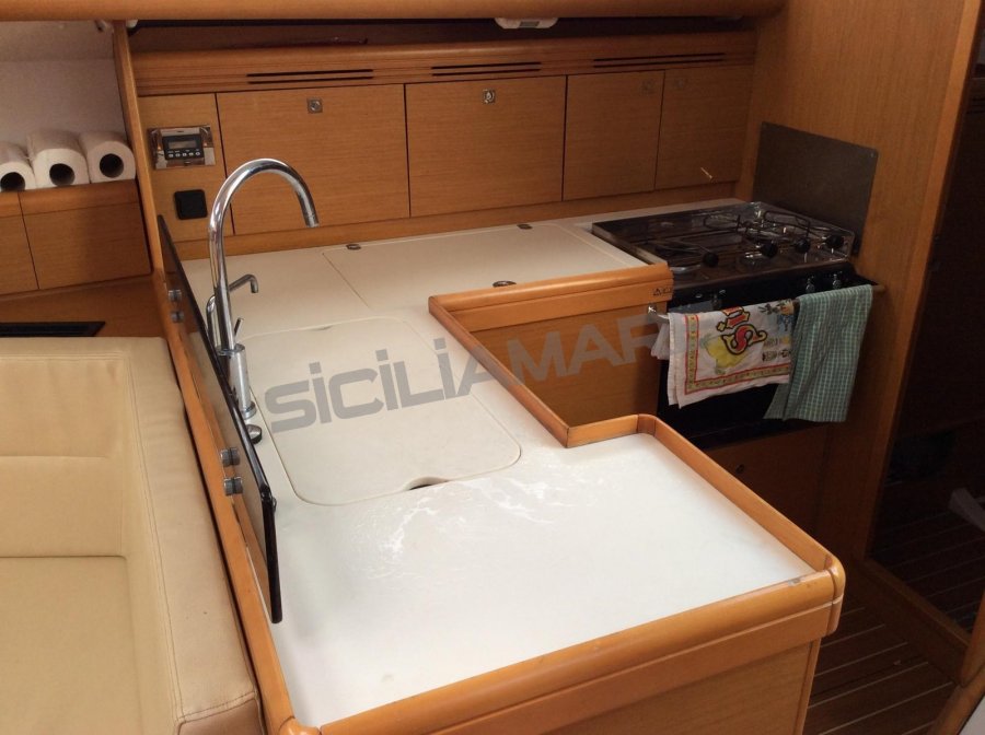 JEANNEAU SUN ODYSSEY 42 DS - 10