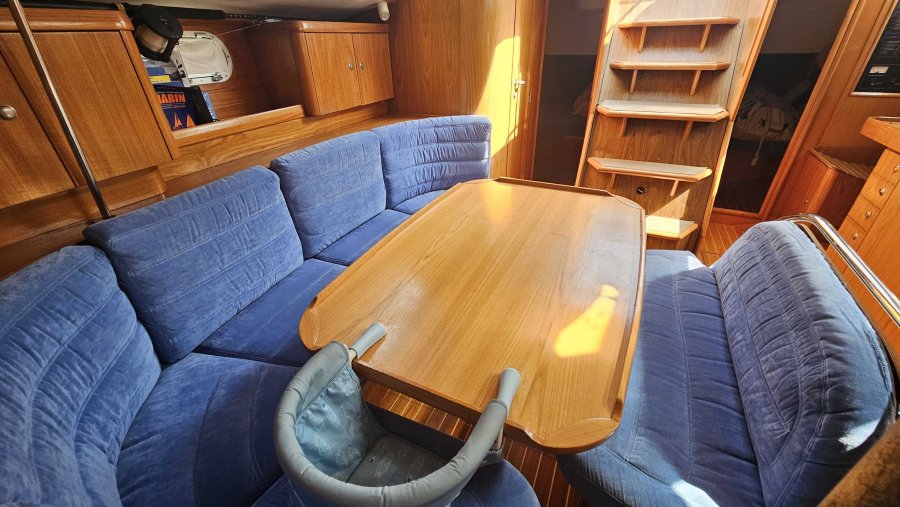 JEANNEAU SUN ODYSSEY 42.1 - 12