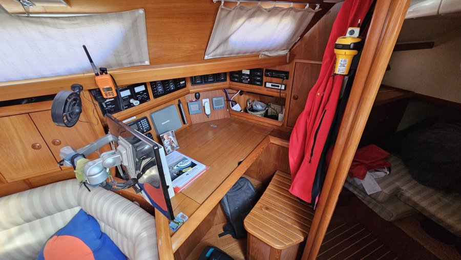 JEANNEAU SUN ODYSSEY 45.2 - 9