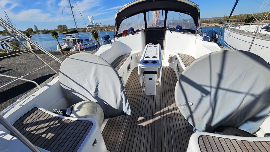JEANNEAU SUN ODYSSEY 45.2 - 11