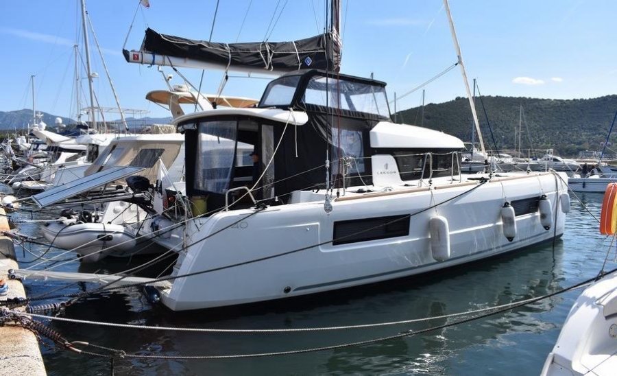 LAGOON 40 - 1