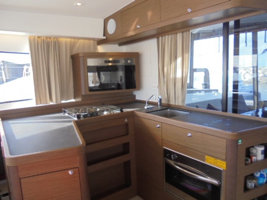 LAGOON 42 - 3
