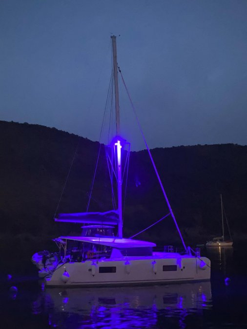 LAGOON 42 - 34