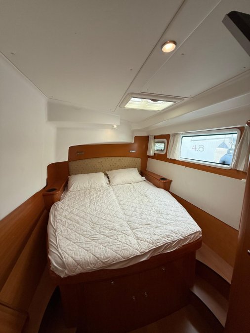 LAGOON 440 - 10