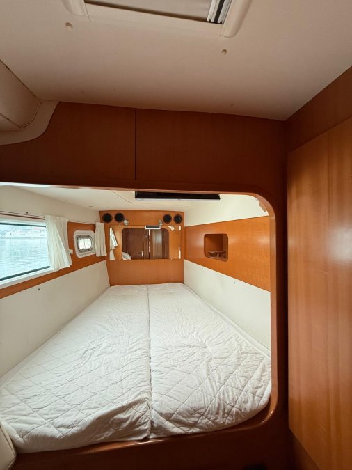 LAGOON 440 - 13