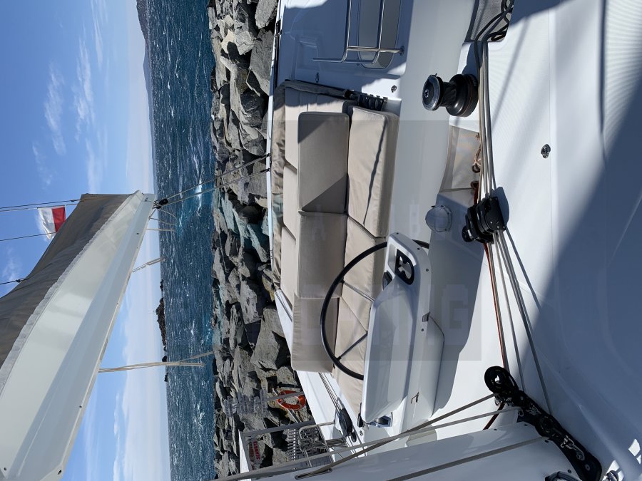 LAGOON 50 - 11