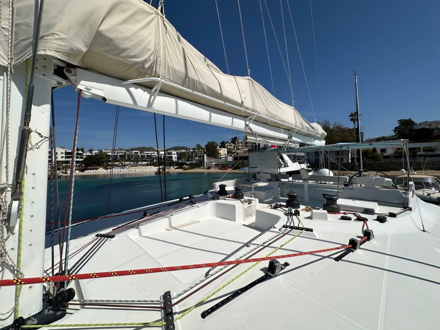 LAGOON 620 - 13