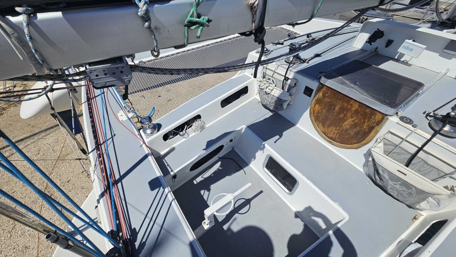 LEROUGE YACHTS DESIGN PULSAR 33 - 5