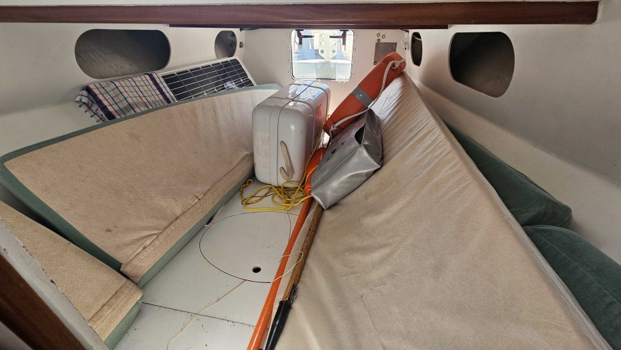 LEROUGE YACHTS DESIGN PULSAR 33 - 13