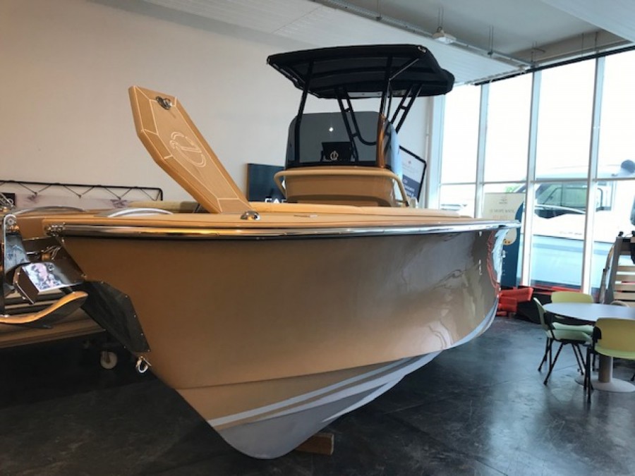 LILYBAEUM YACHT LEVANZO 25 - 2