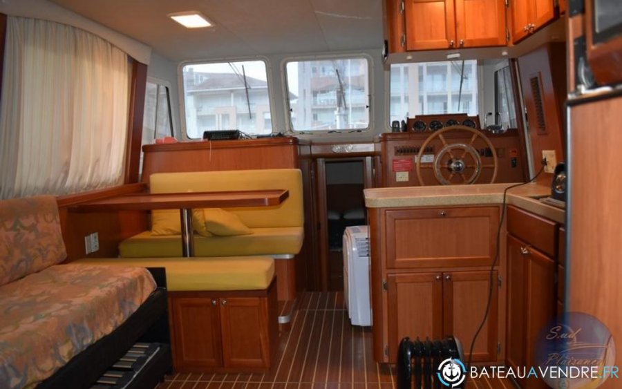 MAINSHIP 400 TRAWLER - 9