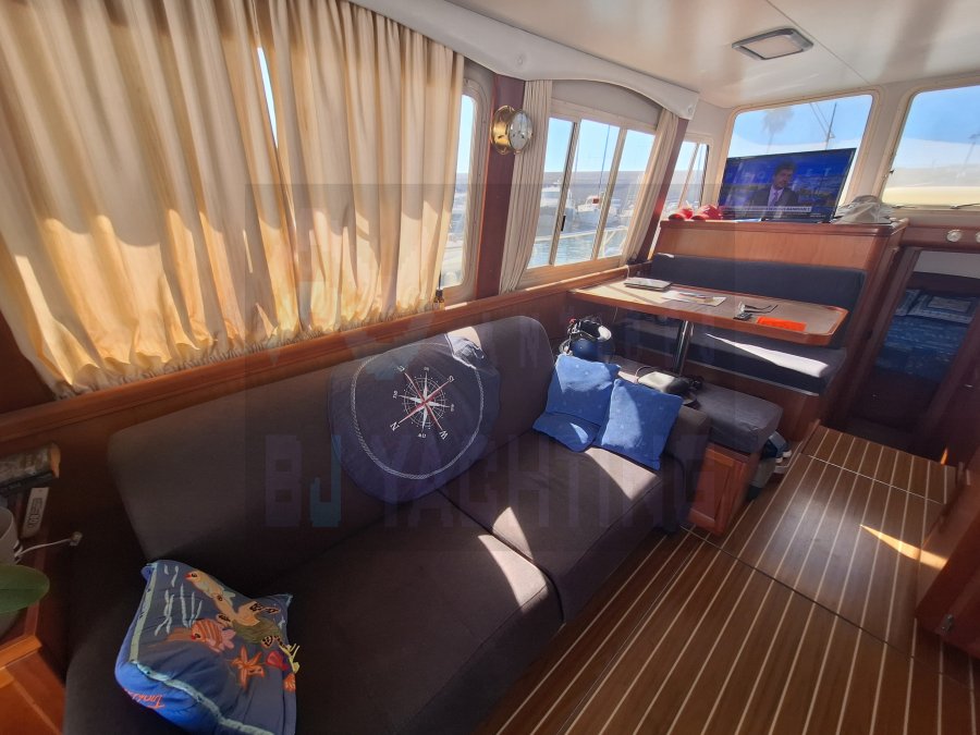 MAINSHIP 400 TRAWLER - 20