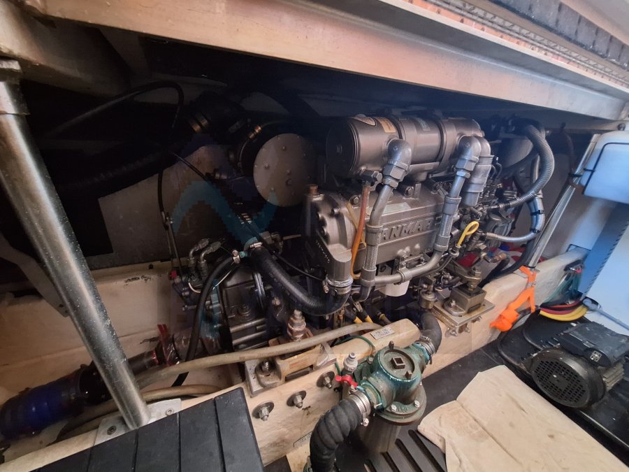 MAINSHIP 400 TRAWLER - 28