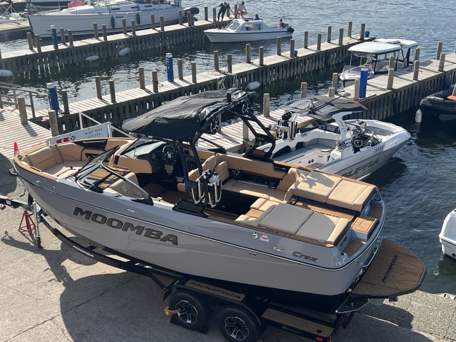 MOOMBA CRAZ - 18