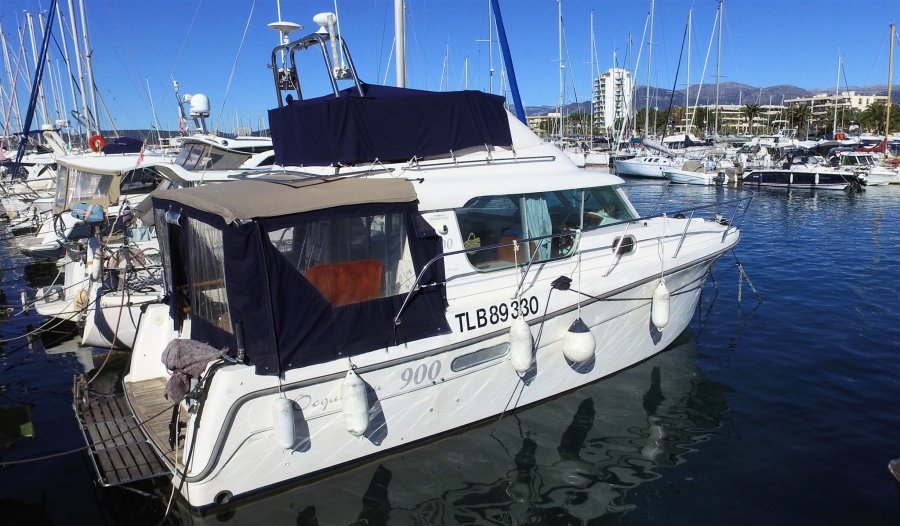 Ocqueteau 900