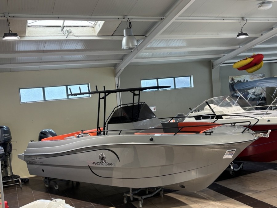PACIFIC CRAFT 750 OPEN BLACK EDITION - 14