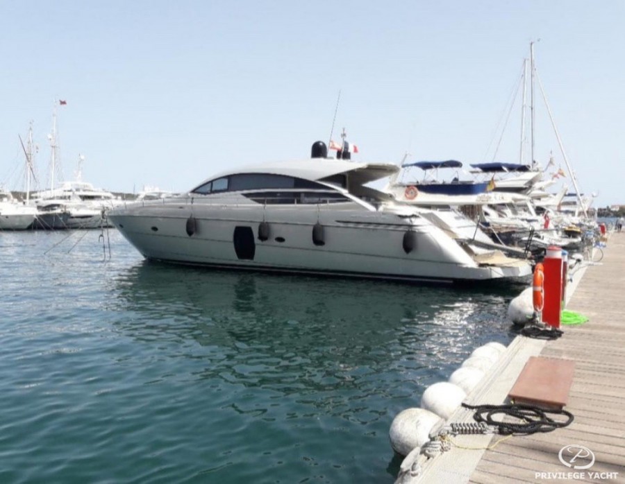 Pershing 64 HT