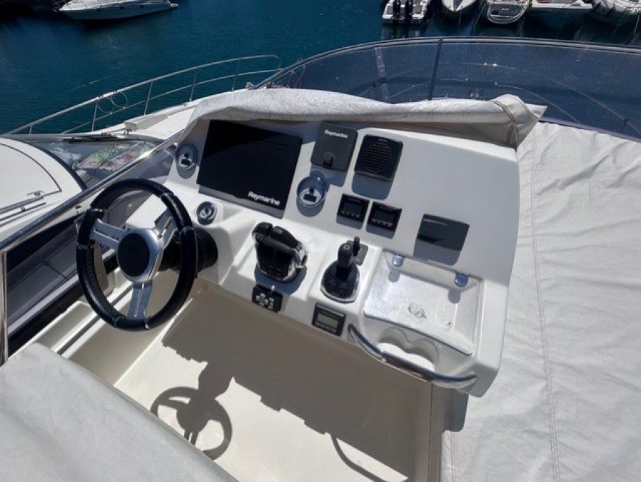 PRESTIGE YACHTS 460 FLY - 4