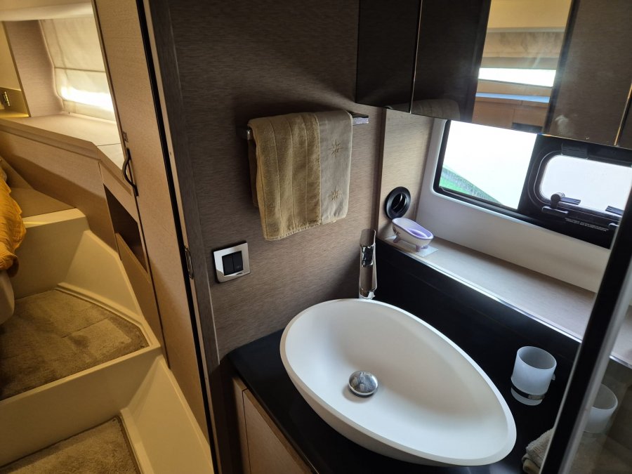 PRESTIGE YACHTS 460 FLY - 12