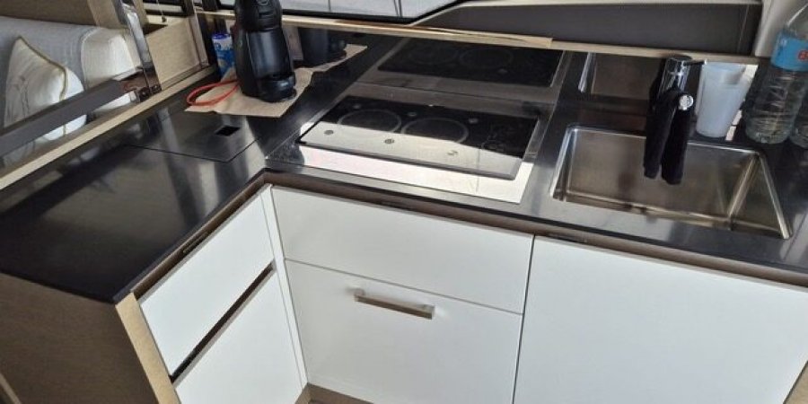 PRESTIGE YACHTS 460 FLY - 12