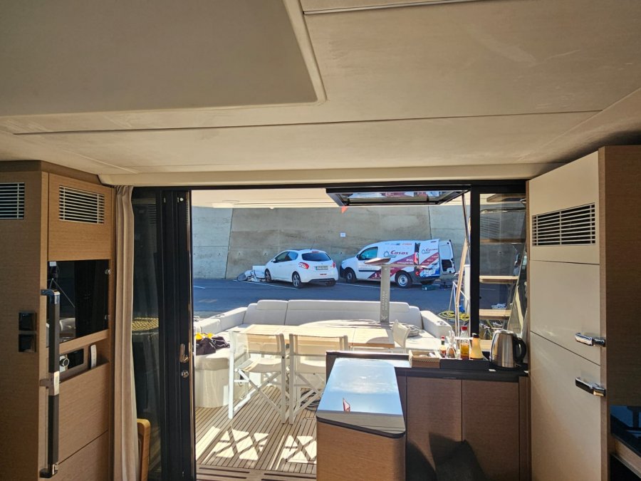 PRESTIGE YACHTS 590 FLY - 3