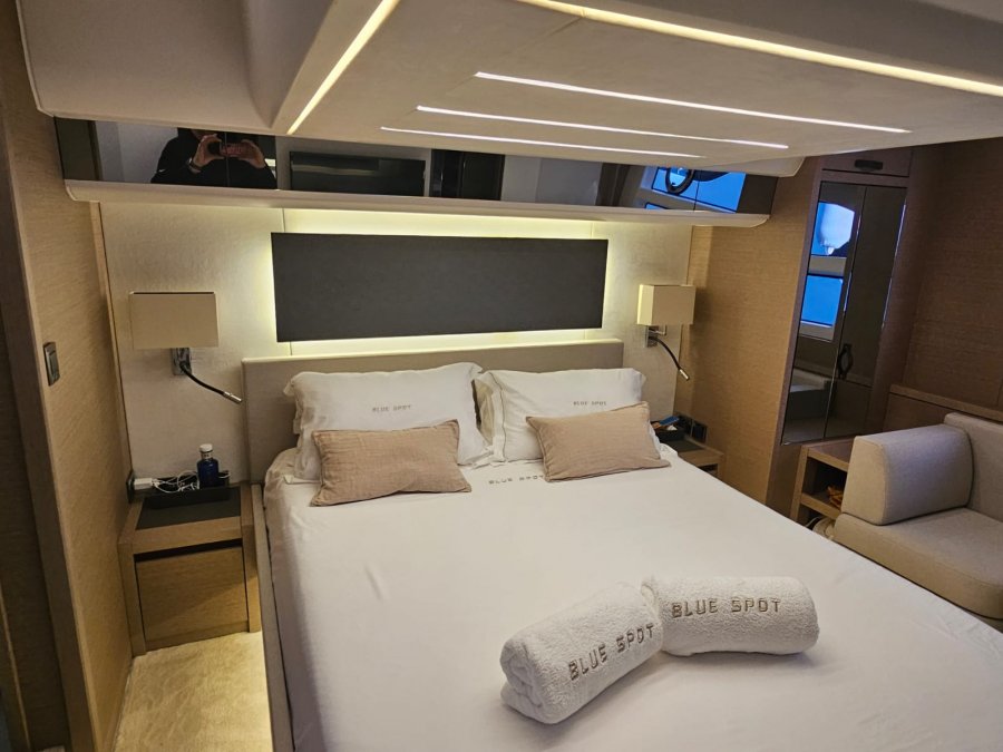 PRESTIGE YACHTS 590 FLY - 5