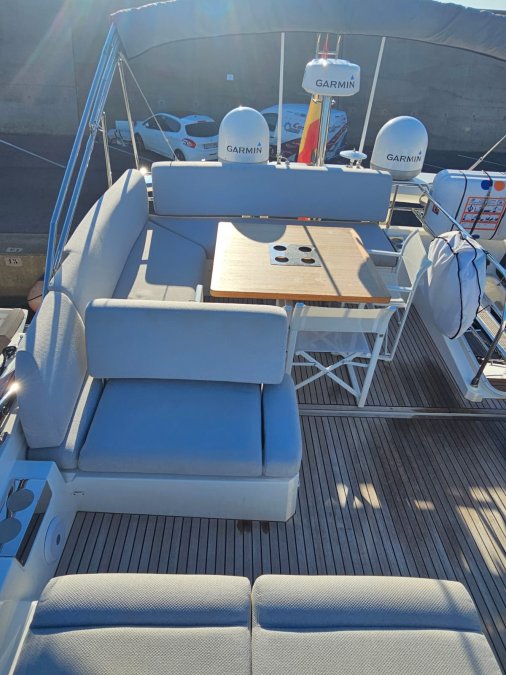 PRESTIGE YACHTS 590 FLY - 23