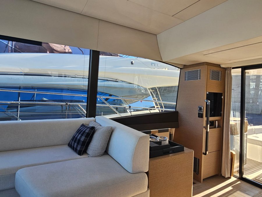 PRESTIGE YACHTS 590 FLY - 33