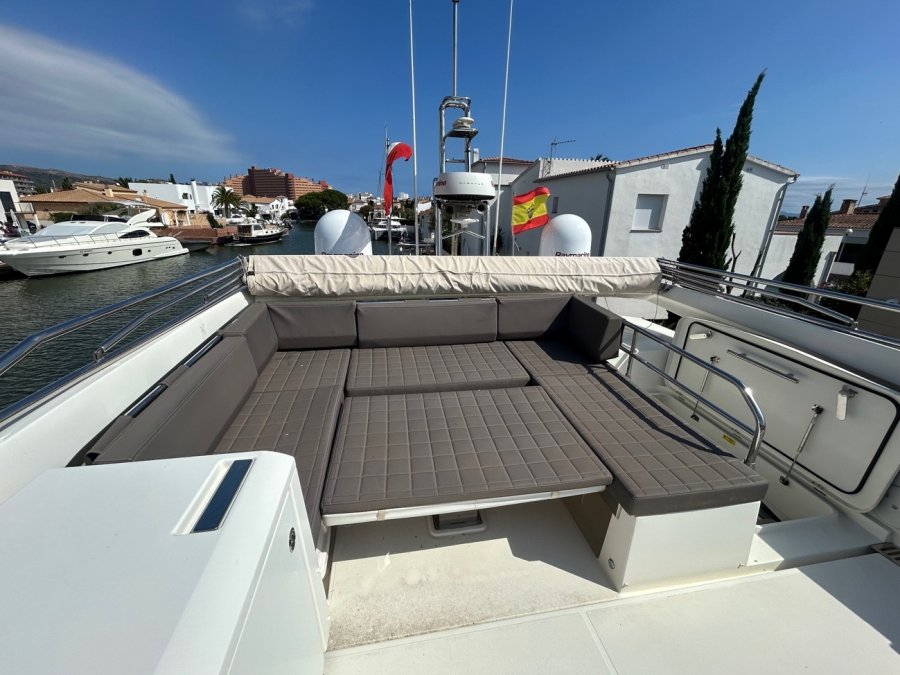 PRESTIGE YACHTS 680 S - 21