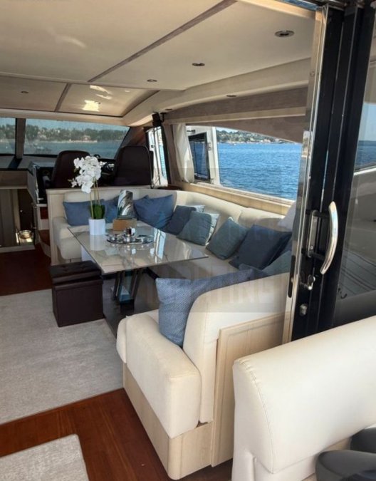 PRINCESS V70 - 7