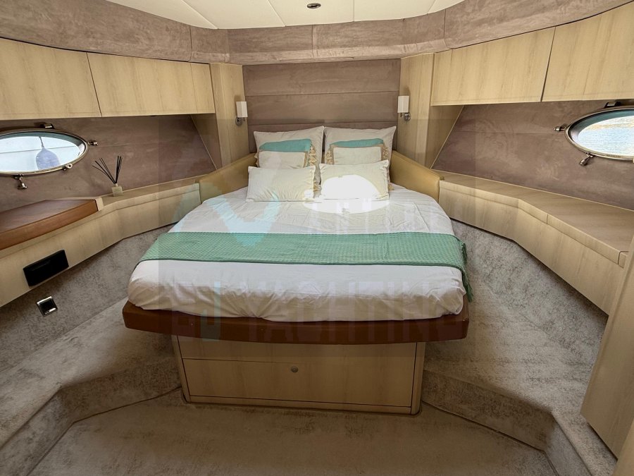 PRINCESS V70 - 14