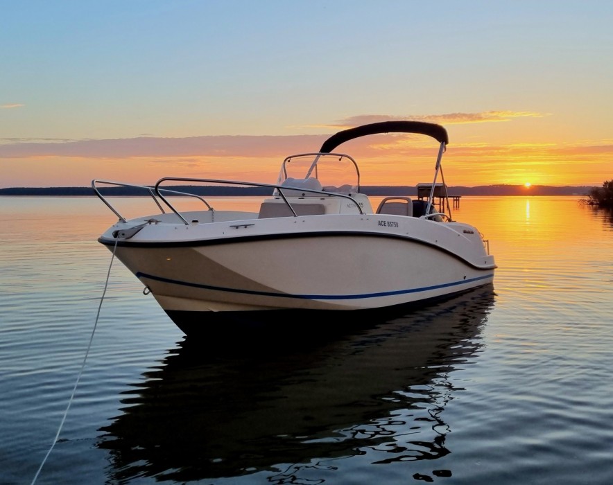 Quicksilver Activ 555 Open